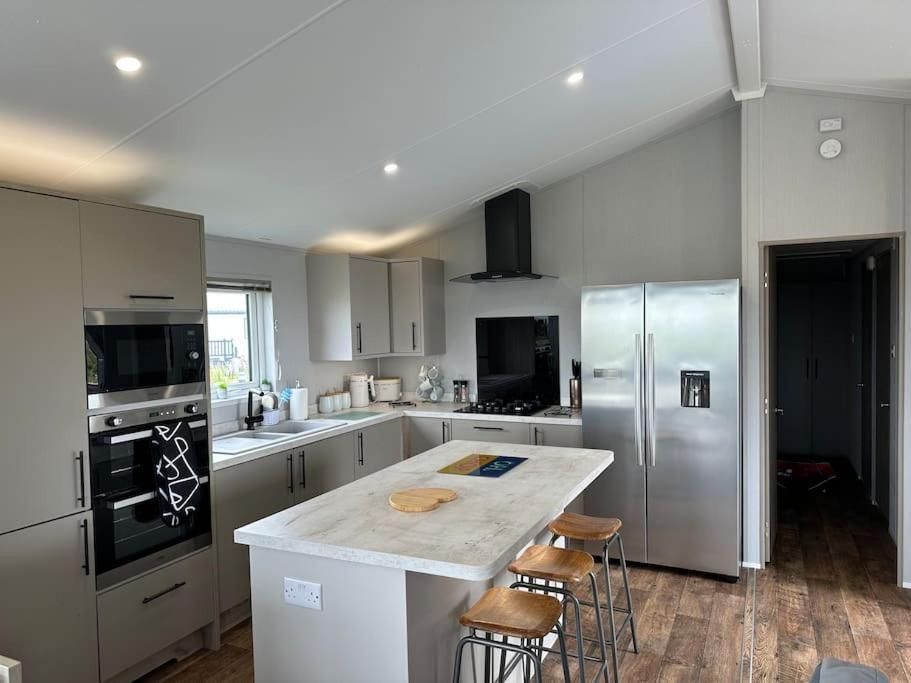 Modern Lodge With Amazing Views 뉴키 외부 사진